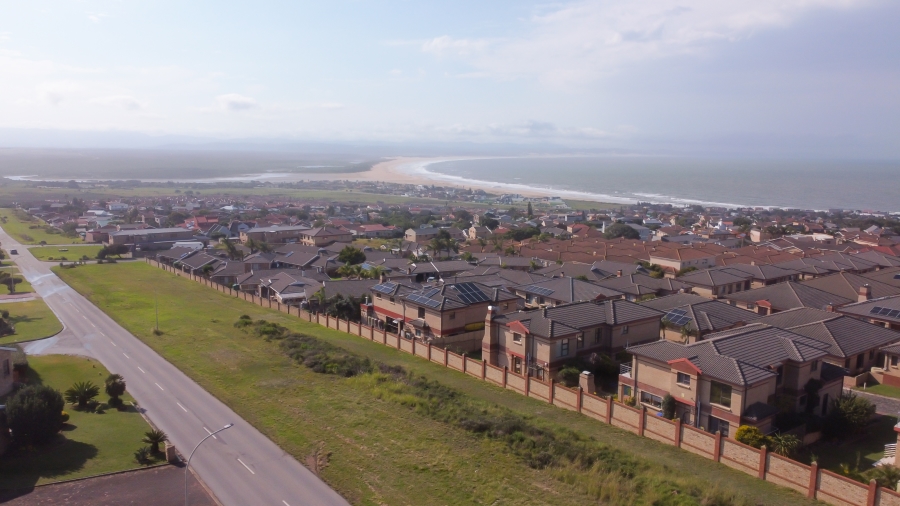 0 Bedroom Property for Sale in Wavecrest Eastern Cape